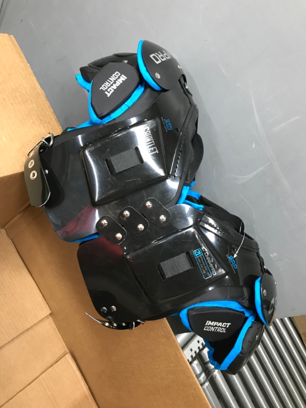 Photo 2 of 
CHAMPRO Gauntlet II Football Shoulder Pads for Junior High and High School Play Ideal for Offensive and Defensive Lineman Positions
Size 2XL