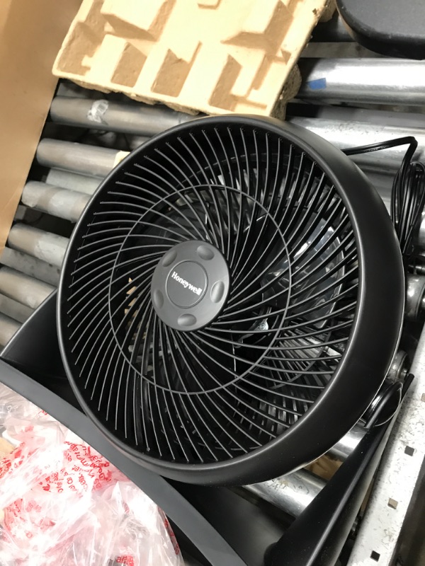 Photo 2 of 12 in. 3 Speed Whole Room Circulator Floor Fan