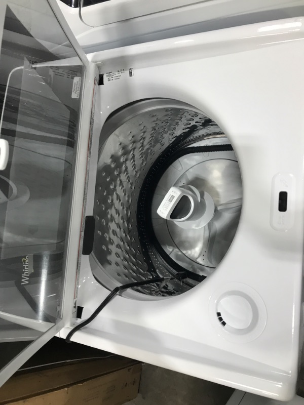Photo 1 of Whirlpool 2 in 1 Removable Agitator 4.7-cu ft High Efficiency Impeller and Agitator Top-Load Washer (White)
