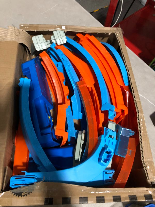 Photo 1 of ***MISSING PARTS - DAMAGED - FOR PARTS ONLY - NONREFUNDABLE***
Hot Wheels Massive Loop Mayhem Track Set with Huge 28-Inch Tall Track Loop