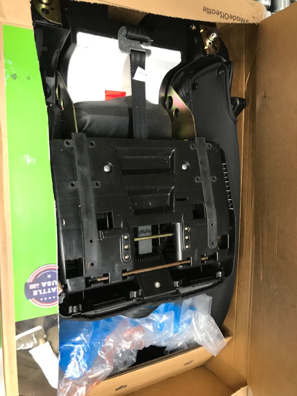 Photo 2 of ***USED - LIKELY MISSING PARTS - UNABLE TO VERIFY FUNCTIONALITY***
Diono Radian 3R, 3-in-1 Convertible Car Seat, Rear Facing & Forward Facing, 10 Years 1 Car Seat, Slim Fit 3 Across, Jet Black Radian 3R Fits 3 Across Black Jet