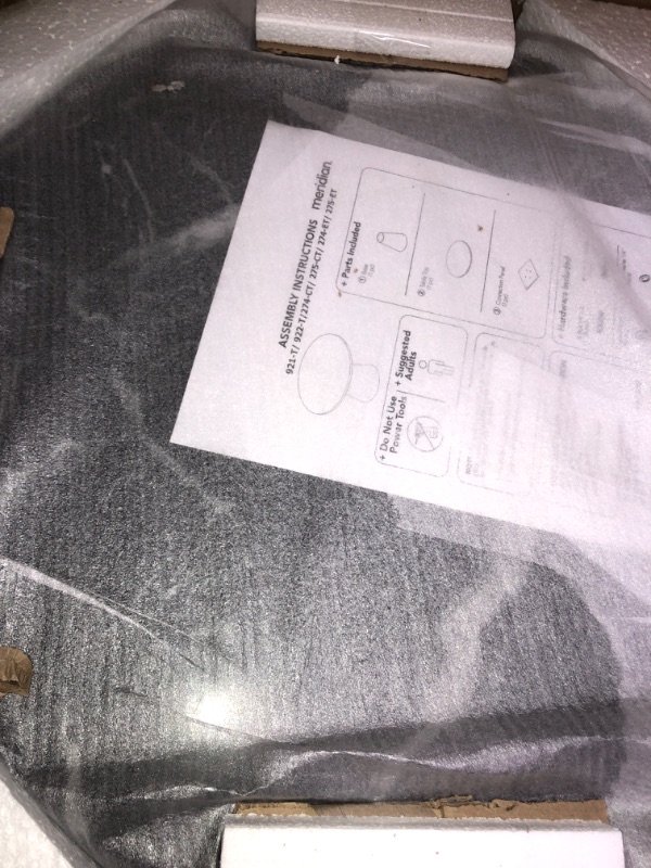 Photo 1 of **PARTS ONLY** **SEE NOTES** Meridian Furniture Round Faux Marble End Table Black 20"
