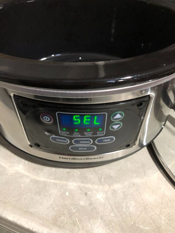 Photo 3 of ***MAJOR DAMAGE - SEE PICTURES**
Hamilton Beach Portable 6 Quart Set & Forget Digital Programmable Slow Cooker