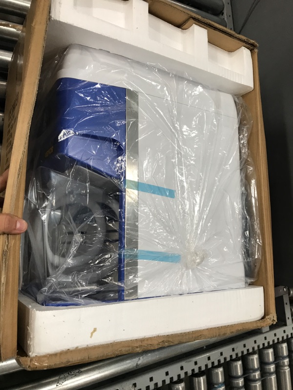 Photo 1 of VEVOR Commercial Ice Shaver Crusher, 265lbs Per Hour Electric Snow Cone Maker with 4.4lbs Ice Box, 650W Tabletop Shaved Ice Machine for Parties Events Snack Bar, Home and Commercial Use 265LLBS/H-300W