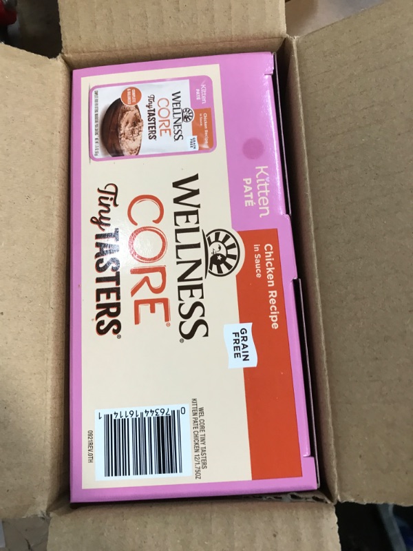 Photo 2 of **EXPIRES DEC 2023** Wellness CORE Tiny Tasters Wet Kitten Food, Complete & Balanced Natural Pet Food, Made with Real Meat, 1.75-Ounce Pouch, 12 Pack (Kitten, Chicken Pate)