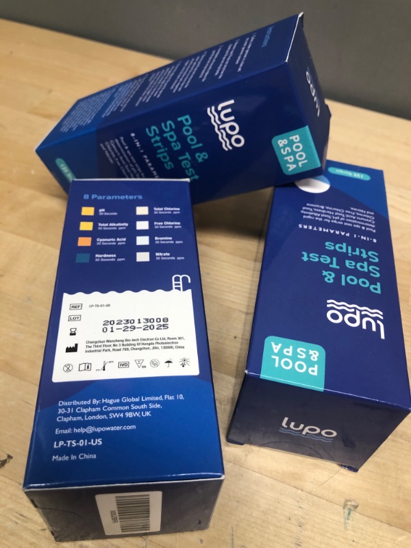 Photo 1 of ** 3 KITS* DATED 01/2025 Lupo 8-in-1 Swimming Pool and Spa Test Strips for pH, Total Alkalinity, Cyanuric Acid, Total Hardness, Total Chlorine, Free Chlorine, Bromine and Nitrate | Large Pack Size: 125 Test Strips