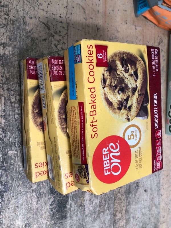 Photo 1 of *7/4/2023* 3 PACK Fiber One Soft-Baked Cookies, Chocolate Chunk, 6.6 Ounce