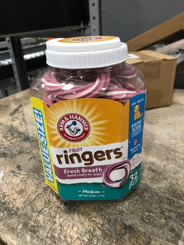 Photo 1 of Arm & Hammer for Pets Ringers Dental Treats for Dogs | Dog Dental Chews Fight Bad Breath & Tartar Without Brushing | Fruity Blueberry Flavor Dog Treat Container, 32-Ct Blueberry 32 Pieces