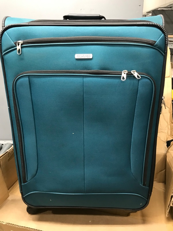 Photo 2 of 
American Tourister Zoom Turbo Softside Expandable Spinner Wheel Luggage, Teal Blue, Checked-Large 28-Inch
Size:Teal Blue
Color:Checked-Large 28-Inch