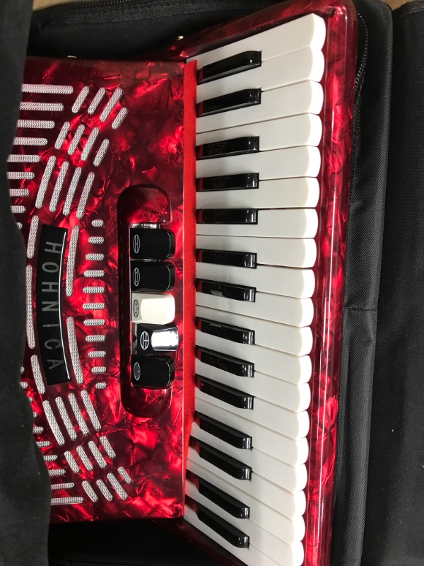 Photo 3 of (PARTS ONLY)HOHNER 1305-RED Hohnica 72 Bass 34-Key Entry Level Piano Accordion Range G to E