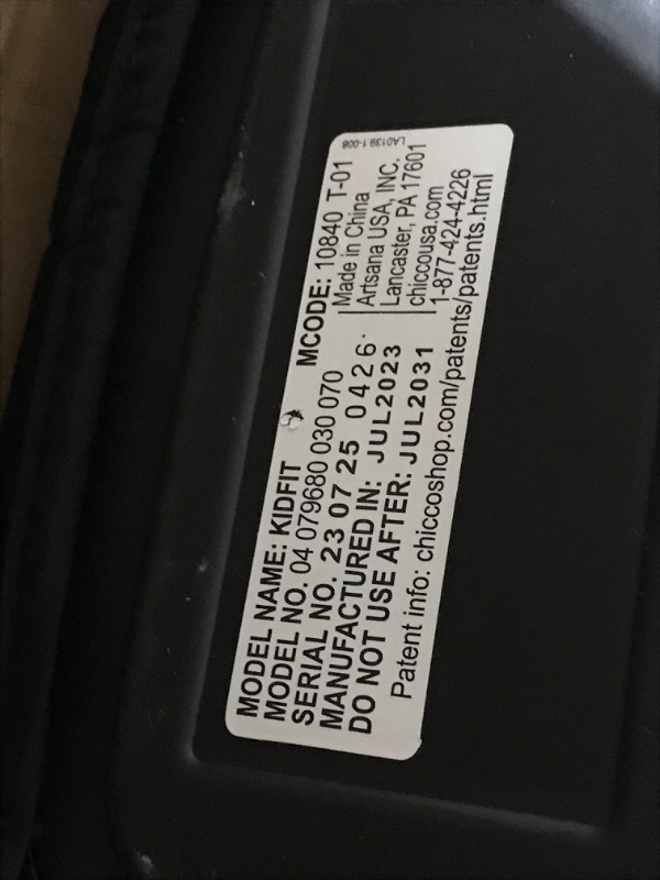 Photo 1 of Chicco KidFit Zip Plus 2-in-1 Belt-Positioning Booster Car Seat, Backless and High Back Booster Seat, for Children Aged 4 Years and up and 40-100 lbs. | Taurus/Black/Grey KidFit Zip Plus Taurus/Black/Grey