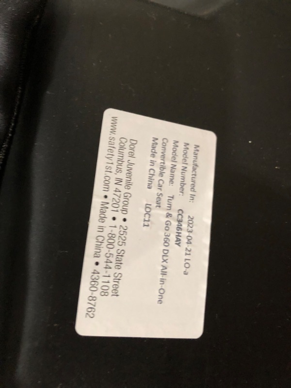 Photo 1 of ***PADDING MISSING***
Safety 1st Turn and Go 360 DLX Rotating All-in-One Car Seat, Provides 360° seat Rotation\