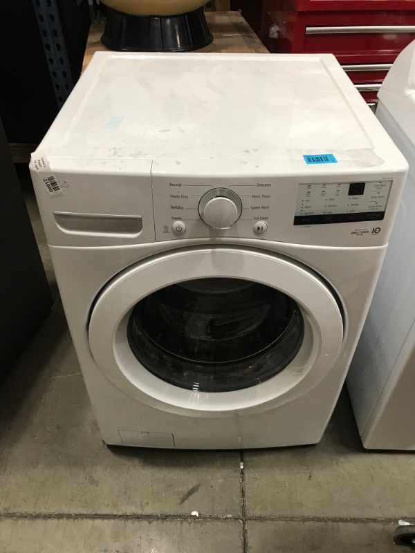 Photo 2 of LG 4.5-cu ft High Efficiency Stackable Front-Load Washer (White) ENERGY STAR
