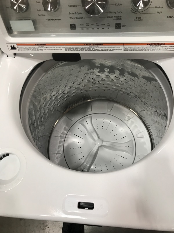 Photo 3 of Maytag 4.8-cu ft High Efficiency Impeller Top-Load Washer (White)
