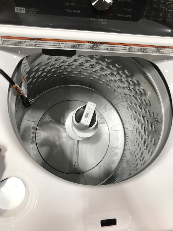 Photo 3 of Whirlpool 2 in 1 Removable Agitator 4.7-cu ft High Efficiency Impeller and Agitator Top-Load Washer (White)
