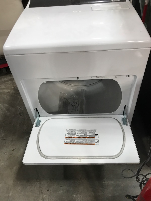 Photo 3 of Whirlpool 7-cu ft Electric Dryer (White)
