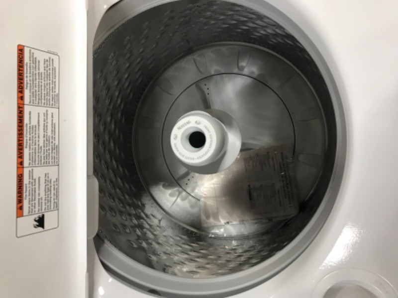 Photo 5 of Maytag 4.5-cu ft High Efficiency Agitator Top-Load Washer (White)
