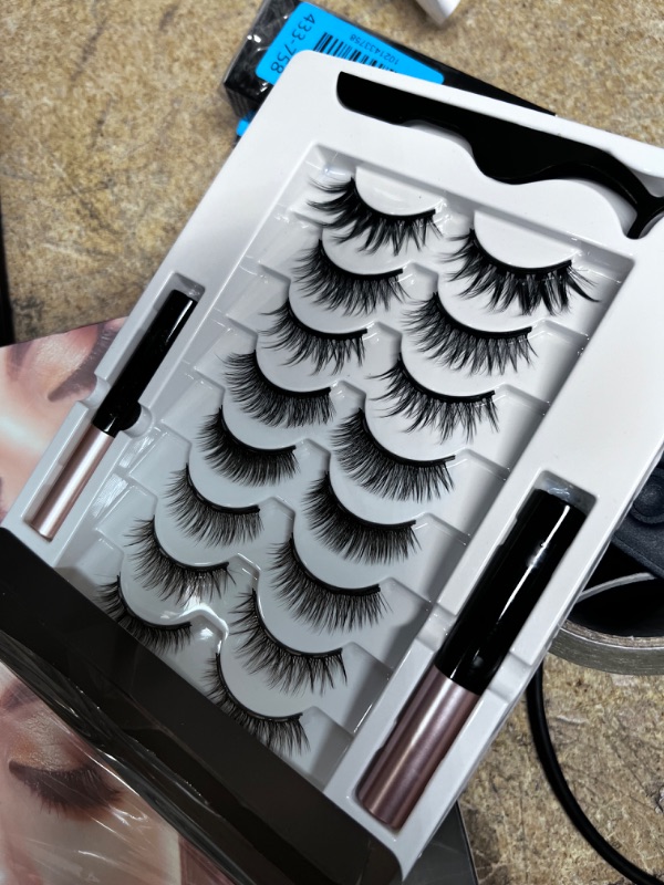 Photo 1 of [7Pairs] Magnetic Eyelashes and Eyeliner Kit, Reusable Magnetic Lashes with Eyeliner and Tweezers, 3D Natural Look False Eyelashes, No Glue Needed (7pairs)