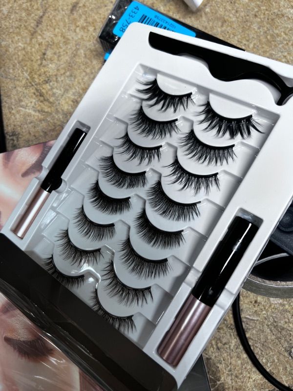 Photo 2 of [7Pairs] Magnetic Eyelashes and Eyeliner Kit, Reusable Magnetic Lashes with Eyeliner and Tweezers, 3D Natural Look False Eyelashes, No Glue Needed (7pairs)