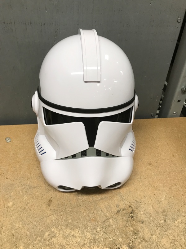 Photo 2 of STAR WARS The Black Series Phase II Clone Trooper Premium Electronic Helmet, The Clone Wars Roleplay Collectible, Kids Ages 14 and Up  (F3911)