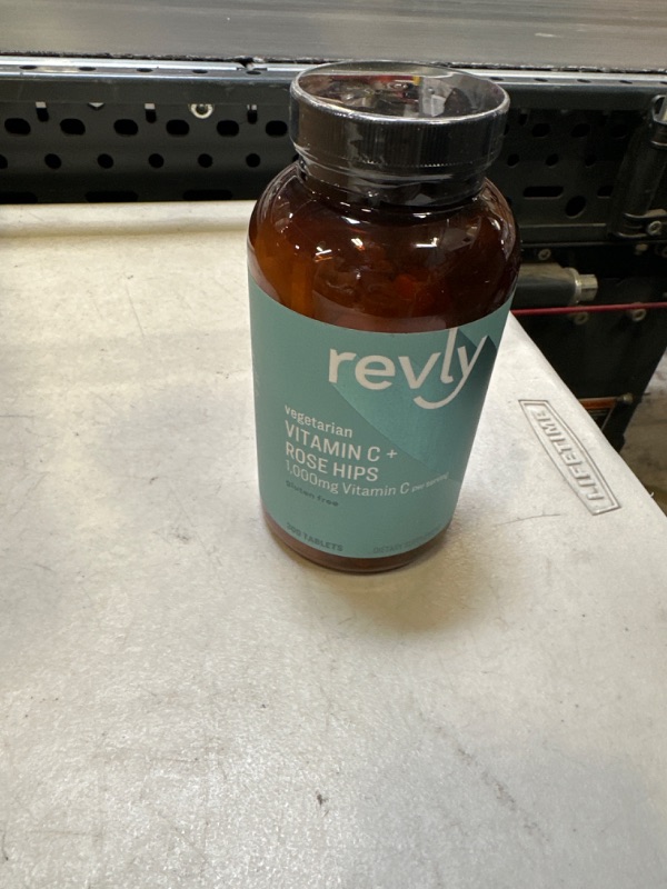 Photo 2 of Amazon Brand - Revly Vitamin C 1,000mg with Rose Hips, Gluten Free, Vegetarian, 300 Tablets------exp date 01-2024