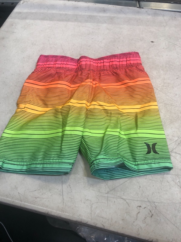 Photo 1 of BOYS SWIM TRUNKS , SIZE 3T 