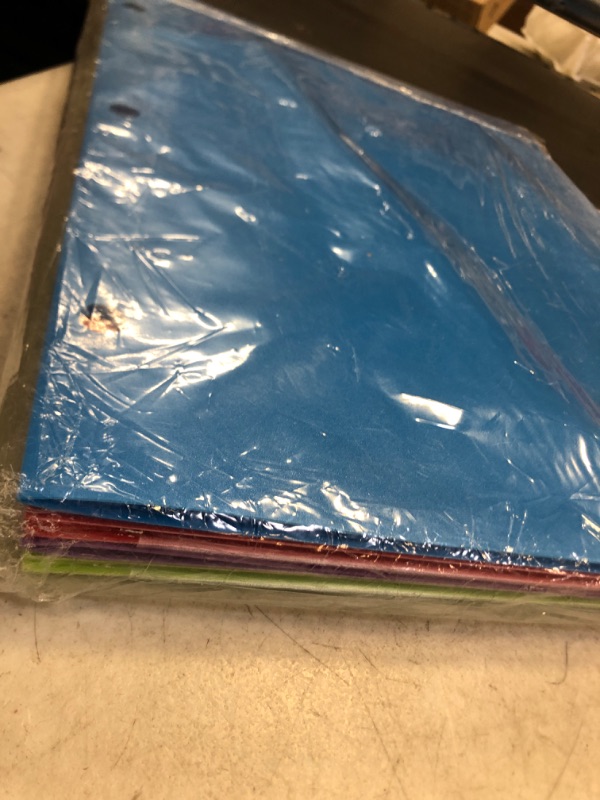 Photo 1 of PLASTIC 4 POCKET FOLDER