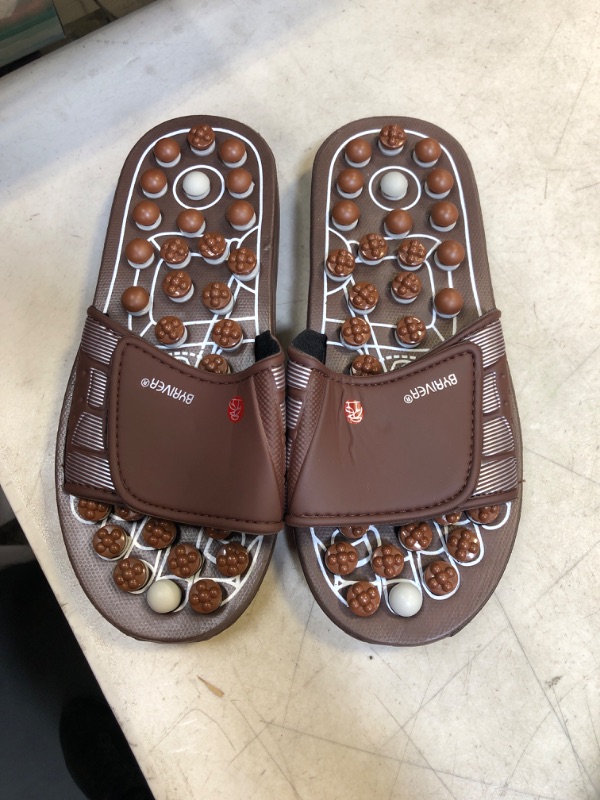 Photo 2 of BYRIVER Plantar Fasciitis Relief Foot Massager, Acupressure Slippers Slides for Men Women, Reflexology Massage Flip Flops Shoes Sandals, Improve Circulation Relaxation Gifts for Mom dad (03S) Brown Spring slippers Women(7-8.5) Men(6-6.5), SIZE SMALL 