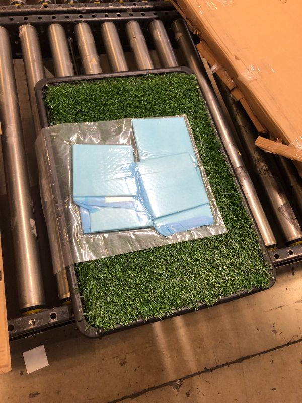 Photo 1 of Oiyeefo Dog Grass pad with Tray,24”x 16.5” Indoor Dog Potty with 2 Packs Replacement Artificial Fake Grass-5 Packs Disposable Puppy Pads,for Puppy Training Apartment,Apartment Use(Small) Small 24”×16.5”