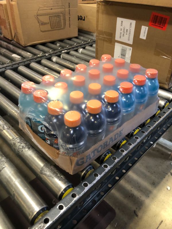 Photo 2 of 24 pack Gatorade 12oz - Best by 7/23/23