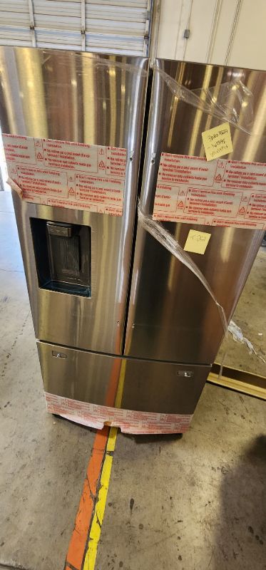 Photo 3 of Samsung - 27 cu. ft. Large Capacity 3-Door French Door Refrigerator with External Water & Ice Dispenser - Stainless Steel
