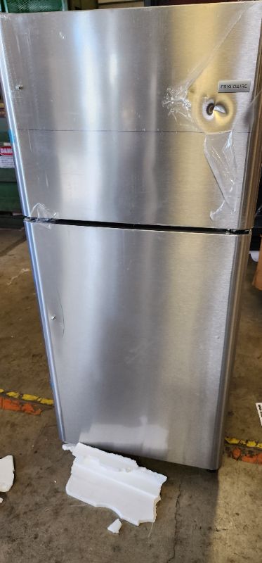 Photo 2 of Frigidaire 20.5-cu ft Top-Freezer Refrigerator (Stainless Steel)