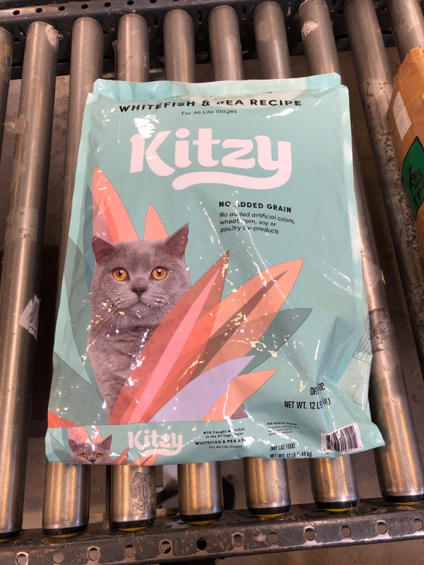 Photo 2 of Amazon Brand - Kitzy Dry Cat Food, Whitefish and Pea Recipe, Grain-Free (12 lb bag) Whitefish 12 Pound (Pack of 1)-- FACTORY SEALED -- BB 10/2025