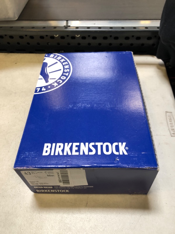 Photo 3 of Birkenstock Unisex Boston Sandals size 10