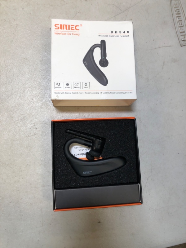 Photo 1 of Siniec wireless business headset 