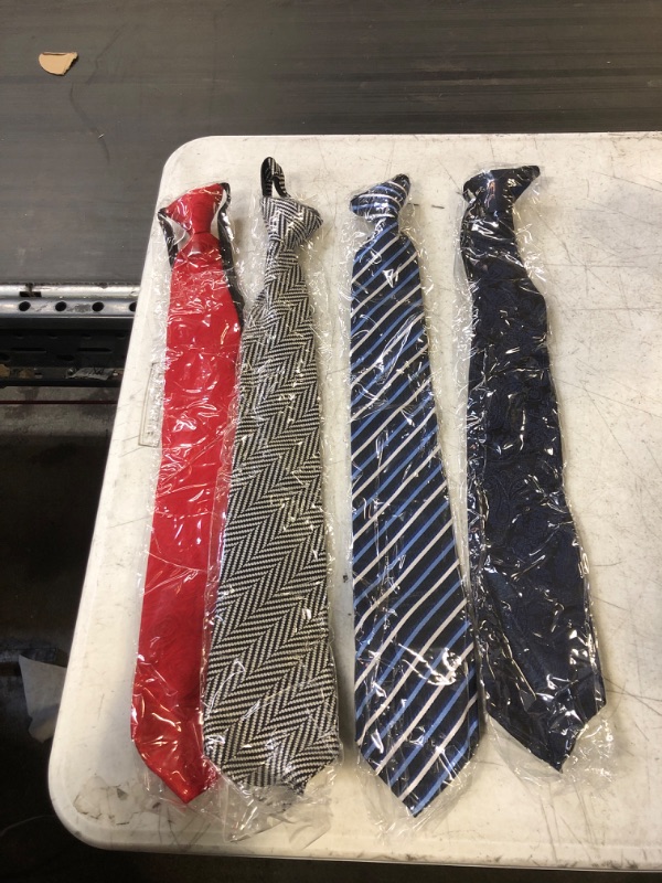 Photo 1 of 4PCS MENS TIES