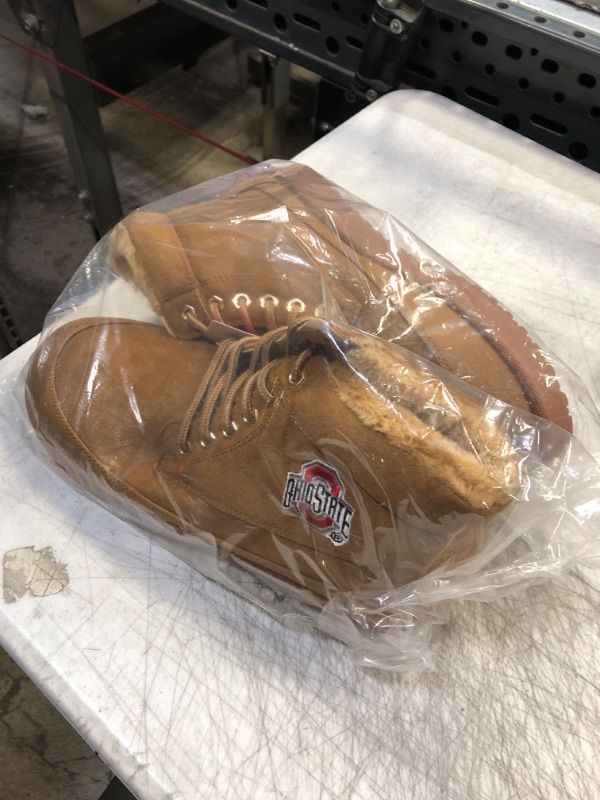 Photo 2 of Ohio State Buckeyes High Top Moccasin Shoes size 9
