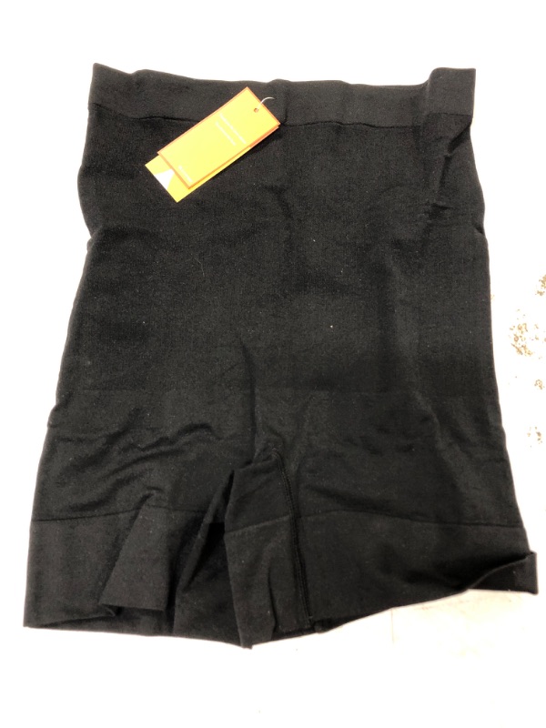 Photo 1 of BODY SHAPEWEAR SHORTS