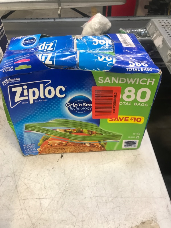 Photo 2 of Ziploc Easy Open Tabs Sandwich Bags 580, 145 Count (Pack of 8)