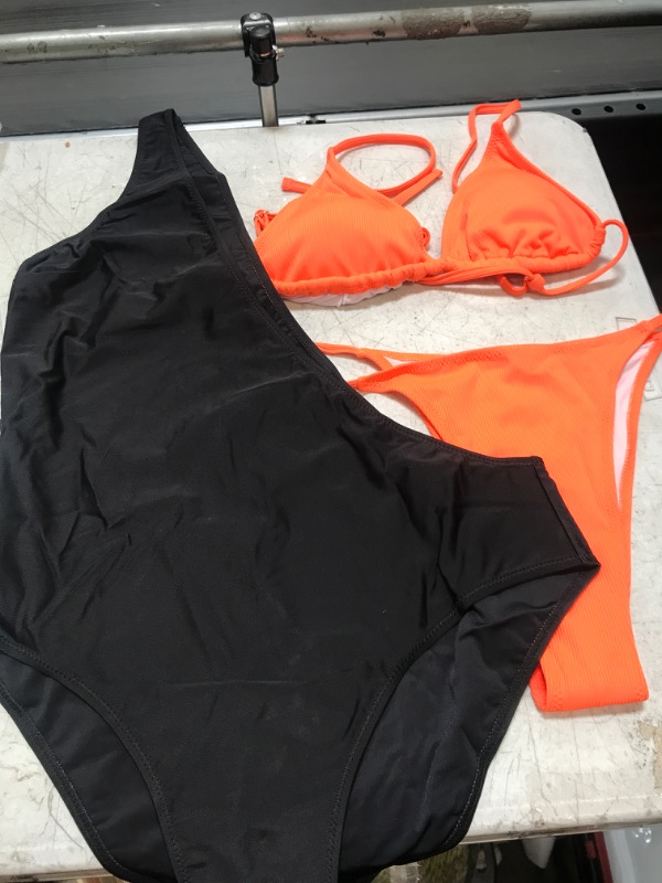 Photo 1 of 3 pc swimsuit xl 