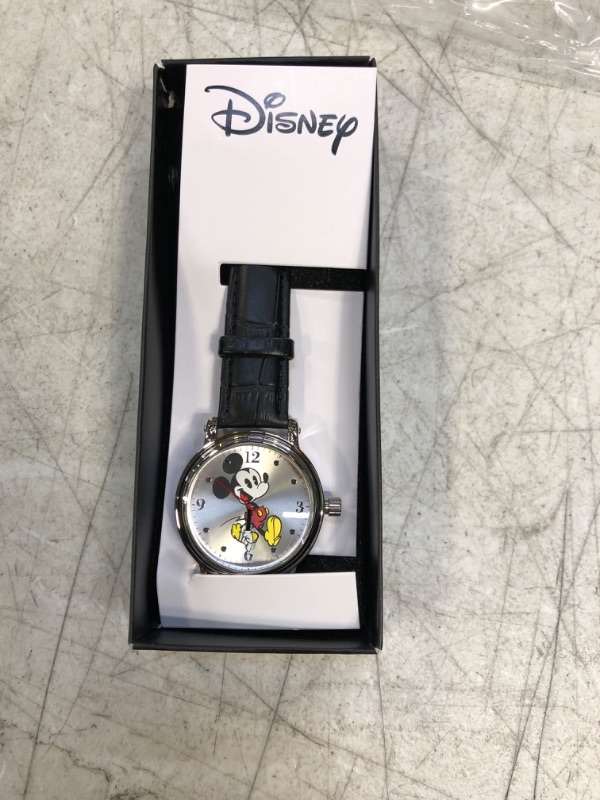 Photo 2 of Disney Mickey Mouse Adult Vintage Articulating Hands Analog Quartz Watch