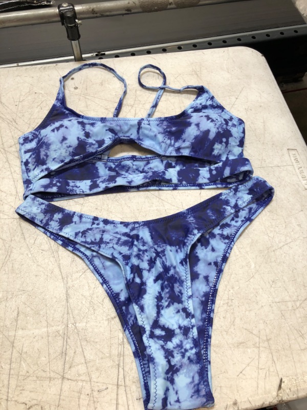 Photo 1 of LARGE---- 2-PIECE SWIMSUIT 