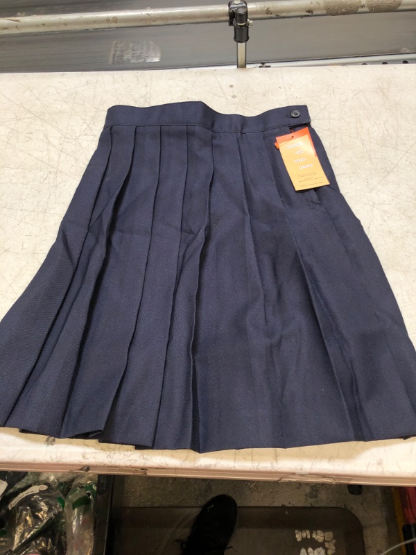 Photo 1 of GIRLS UNIFORM SIZE 7