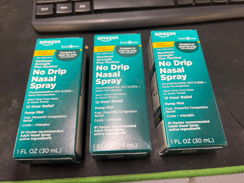 Photo 2 of Amazon Basic Care Severe Congestion Nasal Spray, Oxymetazoline HCl; Provides 12 Hour Nasal Congestion Relief, 1 Fluid Ounce