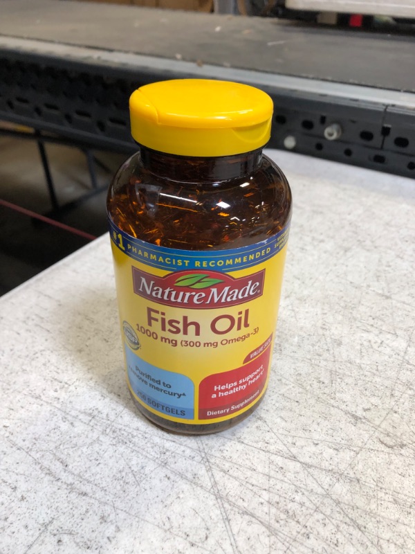 Photo 2 of Nature Made Fish Oil 1000 mg, 250 Softgels Value Size, Omega 3 Supplement For Heart Health 250 Count (Pack of 1) (EXP MAY2026)