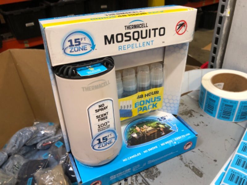 Photo 1 of 2x Thermacell Patio Shield Mosquito Repeller Mosquito Repellent, White
