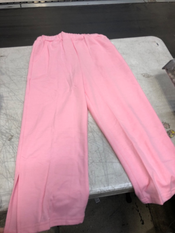 Photo 1 of GIRLS SWEATPANTS
SIZE 4-6 Y OLD 