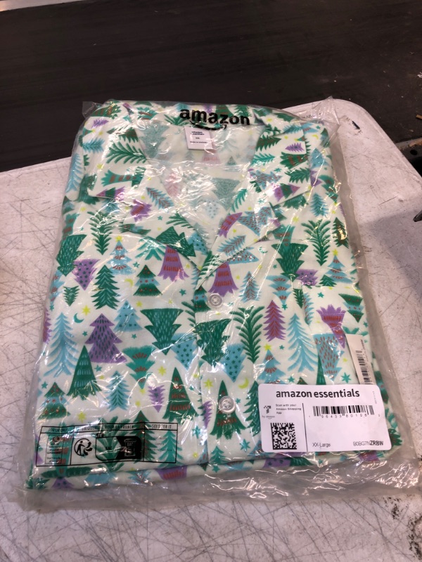 Photo 1 of Amazon Essentials Holiday Family Matching Pajama Sets Men's XX-Large Festive Tree - Flannel Set