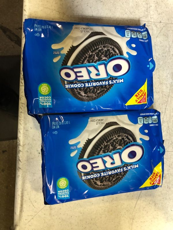 Photo 2 of Oreo Chocolate Sandwich Cookies  --- BB OCT 4 2023 -- 
