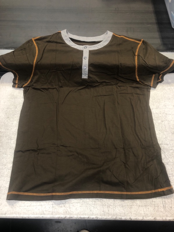 Photo 1 of Brown T-shirt XL